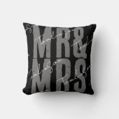 Moderner Minimalist personalisiert Mr. and Mrs. Kissen (Vorderseite)