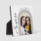 Moderner Minimalistisch Sisters Foto Arch Fotoplatte (Vorderseite)