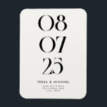 Moderner Minimalistischer Chic Save the Date Magnet<br><div class="desc">Moderne Hochzeiten sichern den Dattelmagnet mit elegantem Design und minimalistischem Stil.</div>