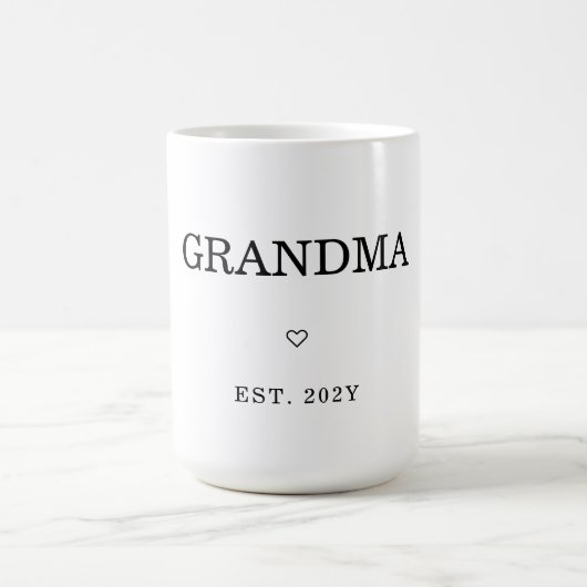 Moderner Minimalistischer Erstmaliger Oma Est. Kaffeetasse (Mittel)