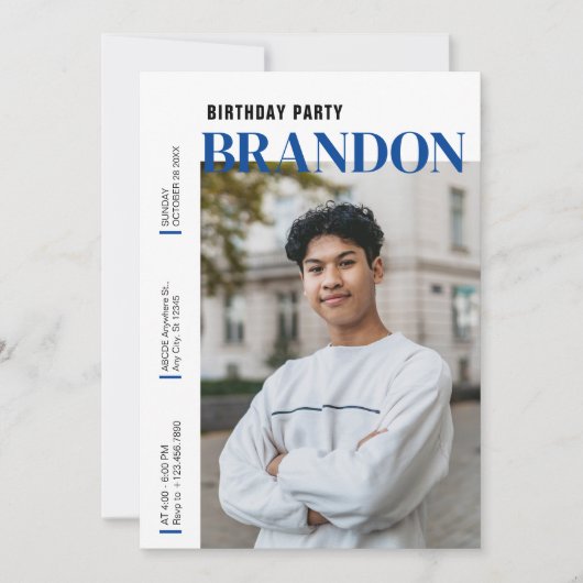 Moderner, minimalistischer Foto-Geburtstag Einladung (Vorderseite)