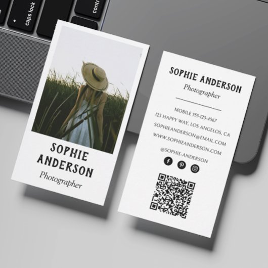 Moderner minimalistischer Fotograf Foto mit QR-Cod Visitenkarte