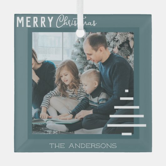 Moderner Minimalistischer froher Weihnachten Grüne Ornament Aus Glas (Vorderseite)