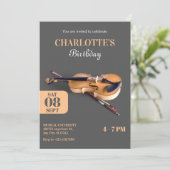 Moderner minimalistischer Geigen-Geburtstag Einladung (Stehend Vorderseite)