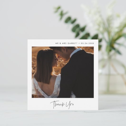 Moderner minimalistischer Hochzeitsplatz Danke Kar Ankündigung (Stehend Vorderseite)