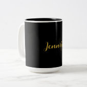 Moderner Minimalistischer Kalligraphiename Black G Zweifarbige Tasse (Vorderseite Links)
