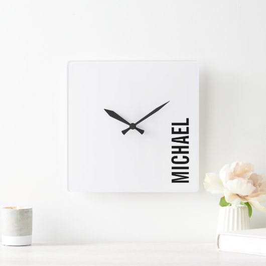 Moderner Minimalistischer Personalisierter Name Quadratische Wanduhr (Zuhause)