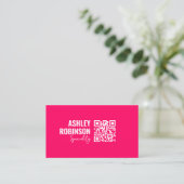 Moderner Minimalistischer QR-Code heiß rosa berufl Visitenkarte (Stehend Vorderseite)