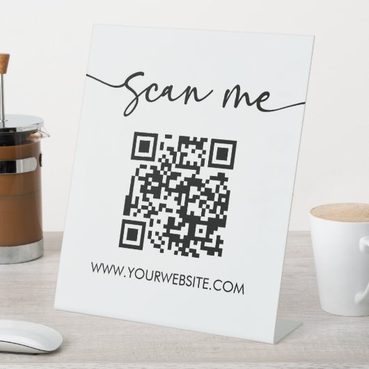 Moderner Minimalistischer Scan Me QR-Code Sockelschild (In Situ)
