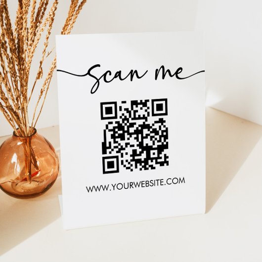 Moderner Minimalistischer Scan Me QR-Code Sockelschild
