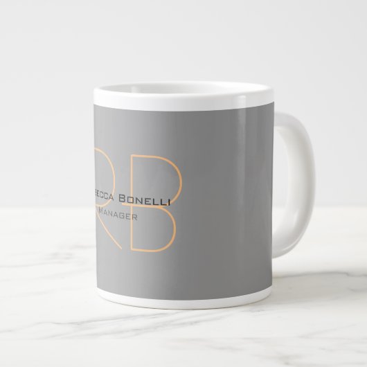 Moderner Minimalistischer Schlichter Monogram-Mana Jumbo-Tasse (Vorderseite Rechts)