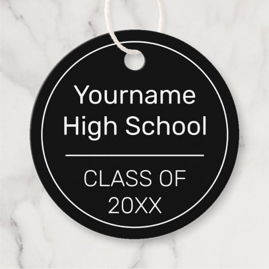 Moderner Minimalistischer Schwarz-weißer Abschluss Geschenkanhänger (Vorderseite)