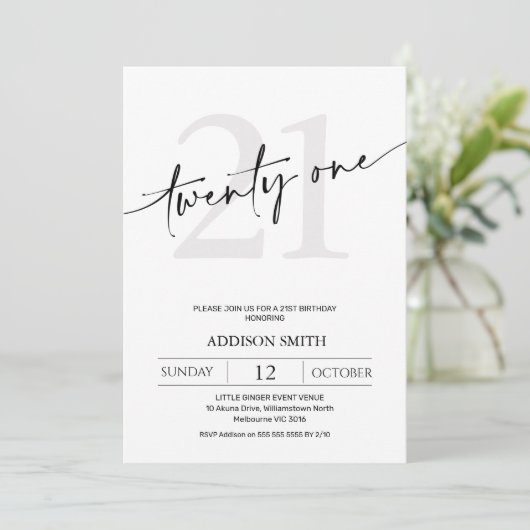 Moderner Minimalistischer Schwarzer Text 21. Gebur Einladung (Stehend Vorderseite)