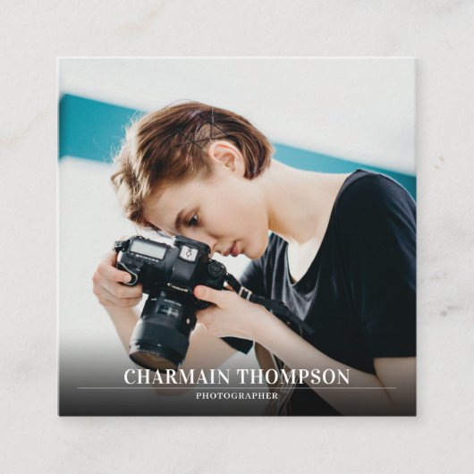 Moderner Minimalistischer Schwarzweißtext | FOTO Quadratische Visitenkarte (Vorderseite)