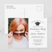 Moderner Minimalistischer weißer Abschluss Einladu Postkarte (Vorne/Hinten)