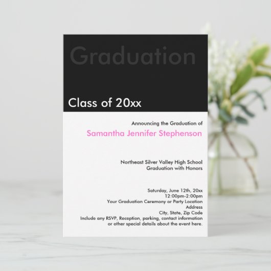 Moderner Minimilast Schwarz-weiß rosa Abschluss Einladung (Stehend Vorderseite)