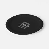 Moderner Mit Monogramm Name | Black Gray White Pappteller (Schrägansicht)