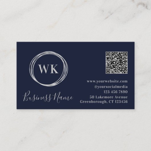 Moderner Monogram Navy Silver QR Code Visitenkarte (Vorderseite)