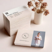 Moderner monogramm Circle Wappen Custom Foto QR Co Visitenkarte