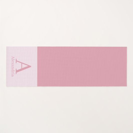 Moderner Monogramm Name Minimal rosa Yogamatte (Vorderseite (Horizontal))
