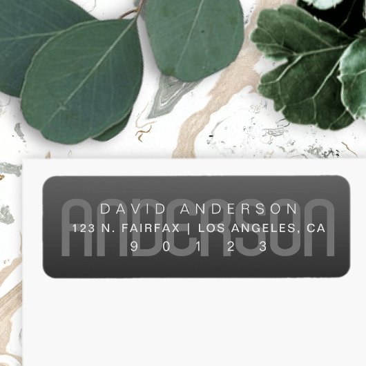 Moderner Nachname mit subtiler dunkelgrauer Farbe