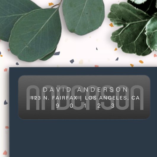 Moderner Nachname mit subtiler dunkelgrauer Farbe