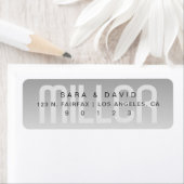 Moderner Nachname mit verblasstem Grau Ombre (Insitu)