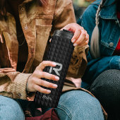 Moderner Name Initial auf schwarzen Dreiecke Muste Thermosbecher