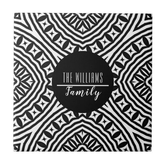 Moderner Name Schwarz/Weiß Geometrie Fliese (Vorderseite)