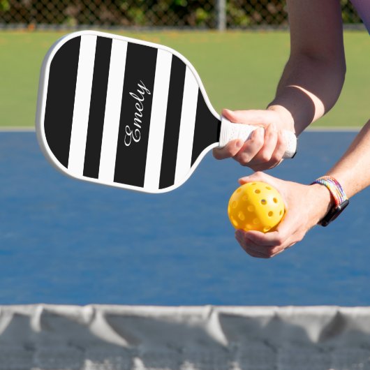 Moderner Name Schwarz/Weiß Pickleball Schläger (InSitu)