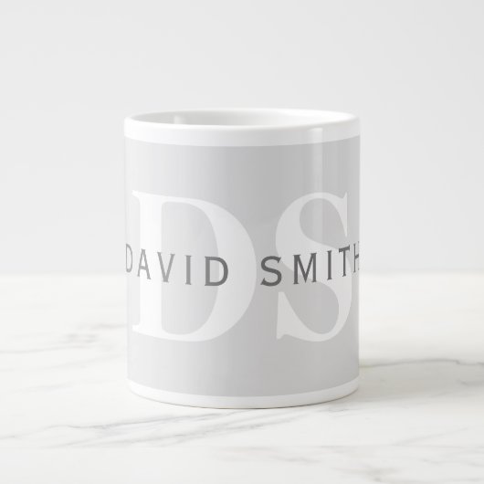 Moderner Name und Monogramm | Light & Dark Grau Wh Jumbo-Tasse (Vorderseite)