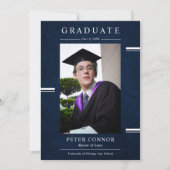 Moderner Navy Blue Layer Abschluss Einladung (Vorderseite)