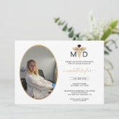 Moderner Oval Foto Arzt für Medizin Abschluss Einladung (Stehend Vorderseite)