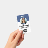 Moderner Personalausweis | Strichcode für das Logo Ausweis (Handheld)