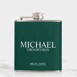 Moderner Personalisierter Emerald Green Trauzeuge Flachmann<br><div class="desc">Moderne Geschenke für Personalisierten Trauzeuge mit dem Namen,  dem Titel und dem Hochzeitsdatum des personalisierten Trauzeugen im Stil der klassischen Serifen auf smaragdgrünem Hintergrund. Auch perfekt für Trauzeuge,  Vater der Braut und mehr.</div>