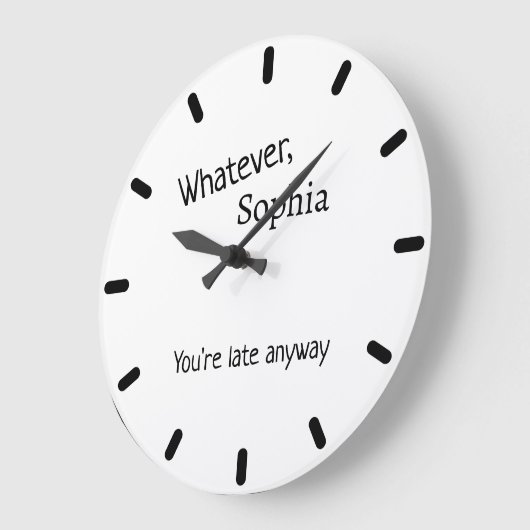 Moderner Personalisierter Name mit lustigem Zitat  Große Wanduhr (Winkel)