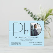Moderner PhD-Abschluss für Foto Einladung (Stehend Vorderseite)