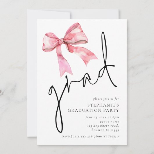 Moderner Pink Bow Script Grad Abschluss Einladung (Vorderseite)