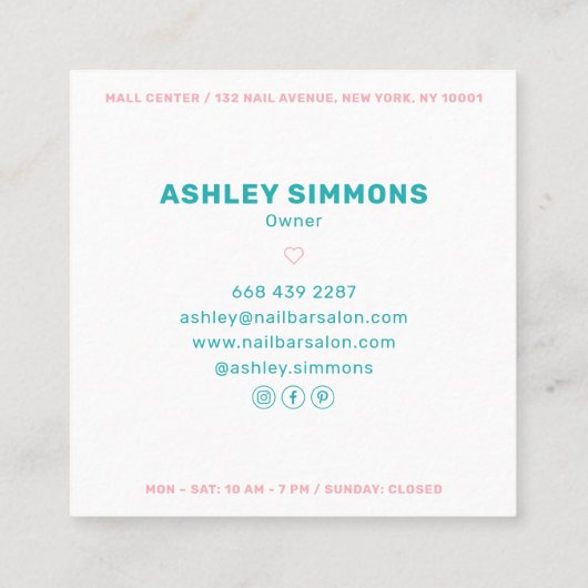 Moderner Pink-KorallenNagelsalon minimalistisch-ma Quadratische Visitenkarte (Rückseite)