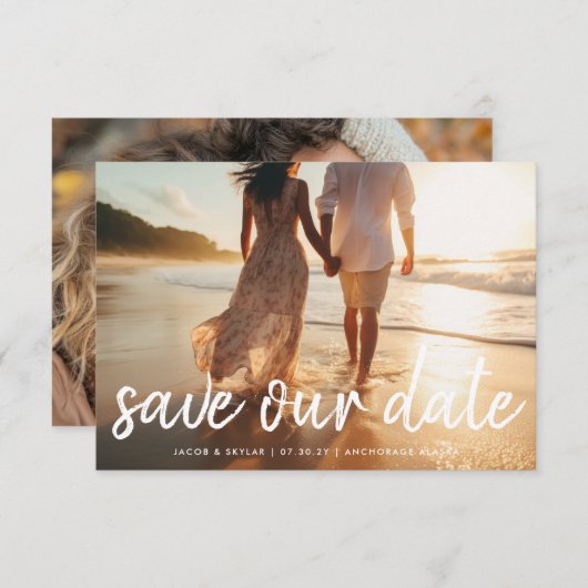 Moderner Pinseltext Multi Vollblut Foto Monogramm Save The Date (Vorne/Hinten)