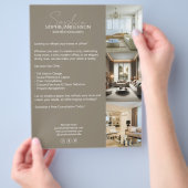 Moderner professioneller Designer Taupe Flyer (Hand)