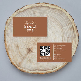 Moderner QR-Code Custom Logo Social Media Terracot Visitenkarte