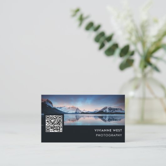 Moderner QR-Code für Berufliche Fotografen Visitenkarte (Stehend Vorderseite)