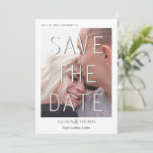 Moderner QR-Code für Foto Save the Date Einladung (Stehend Vorderseite)