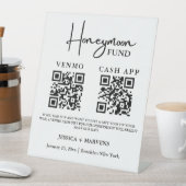 Moderner QR-Code für Hochzeitsflitterwochen Sockelschild (In Situ)