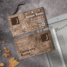 Moderner QR-Code für holzgraue Typografie Visitenkarte