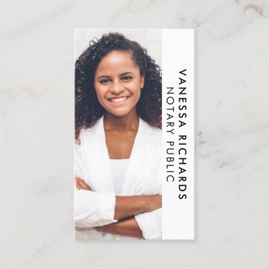 Moderner QR-Code für Notare in Weiß und Schwarz Visitenkarte (Vorderseite)