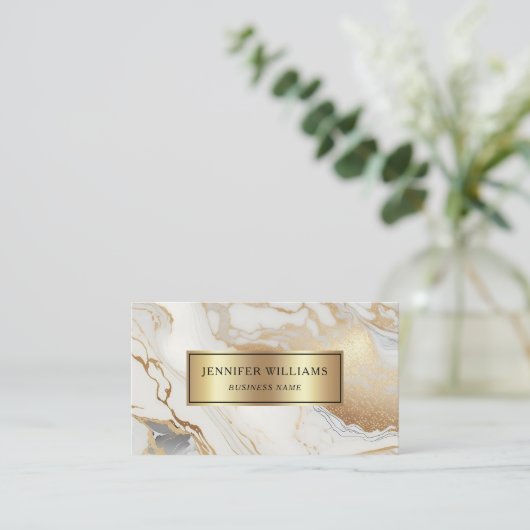 Moderner QR Code Gold Weißer Marmor Elegant Visitenkarte (Stehend Vorderseite)