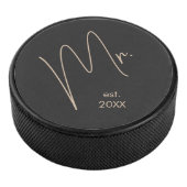 Moderner Raum | Beige + Schwarzes Skript Eishockey Puck (3/4)