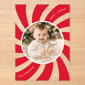 Moderner Red Peppermint Swirl Holiday Acryleinladungen (Vorderseite)